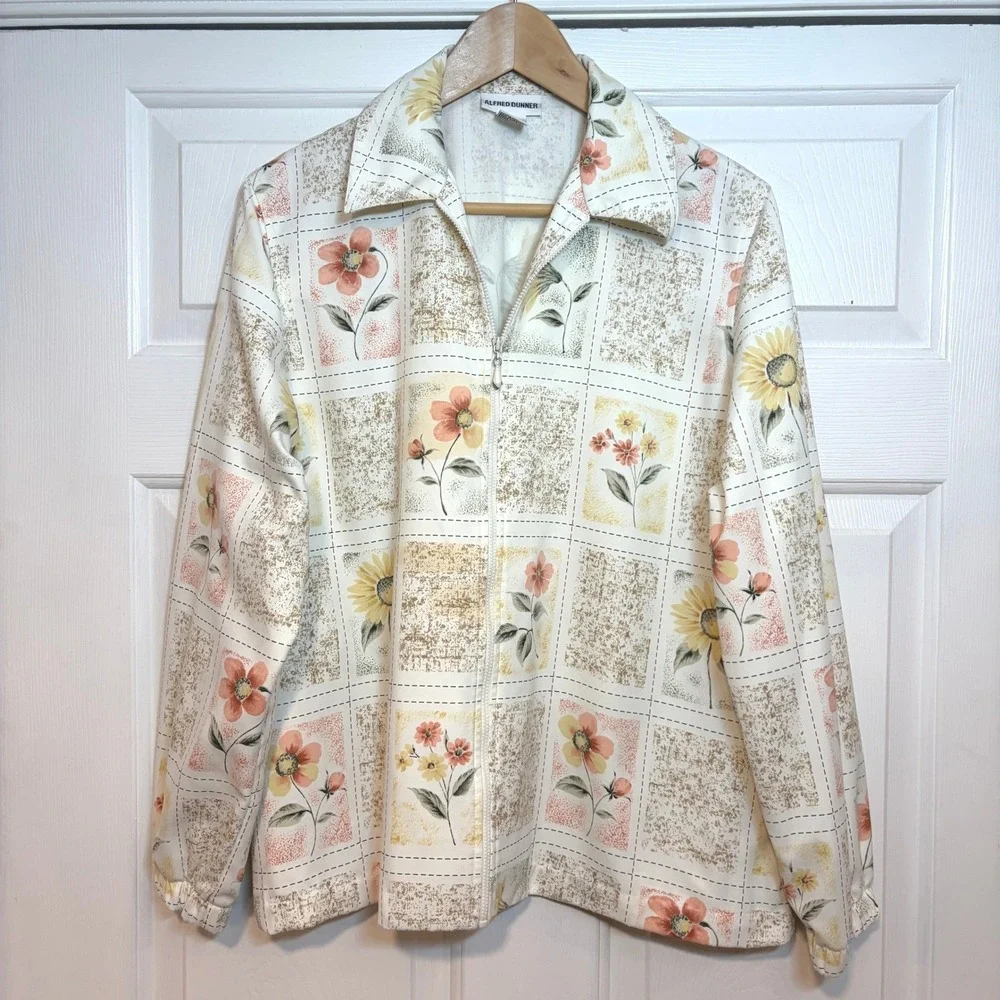 Alfred Dunner Womens 8 M Floral Zip Lightweight Jacket Cream Tan Cottage Grandma